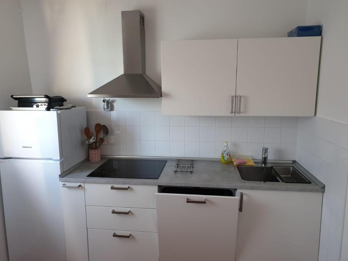 Apartman David Tribunj  Exterior photo